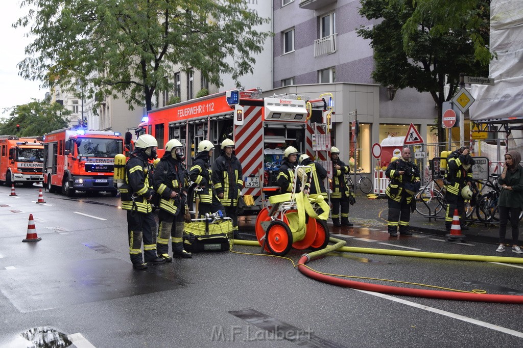 Feuer 2 Koeln Nippes Neusserstr P039.JPG - Miklos Laubert